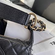 Chanel Grained In Black Leather Hobo Bag B01960 Size 25x14x5Cm - 4