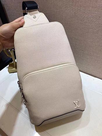 Louis Vuitton Avenue Sling Bag Taiga Leather M30801 Size 30cm