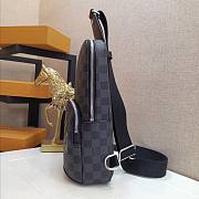 Louis Vuitton Avenue Sling Bag Taiga Leather M30801 Size 20x31x10cm - 2