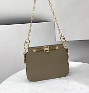 Fendi Touch Grey Leather Bag Size 26.5x10x9cm - 3