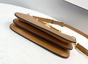 Fendi Touch Brown Leather Bag Size 26.5x10x9cm - 2