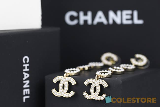 Chanel Earrings Logo  - 1
