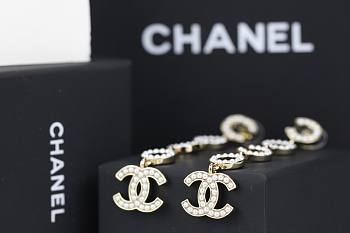 Chanel Earrings Logo 