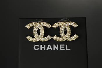 Chanel Earrings Golden Diamond 