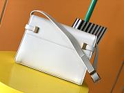 YSL Manhattan Shoulder Bag In White Leather 579271 Size 24cm - 2