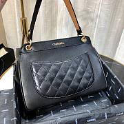 Chanel Bolsa Flap Bag In Black AS0416 Size 24cm - 2