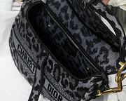 Dior Saddle Medium D-Lite Grey Multicolor Mizza Embroidered M0446 Size 25.5x20x6.5cm - 4
