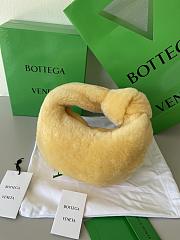 Bottega Veneta Velvet Shearling Bag Teddy In Yellow 680697 Size 27x23x8cm - 1
