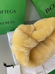 Bottega Veneta Velvet Shearling Bag Teddy In Yellow 680697 Size 27x23x8cm - 2