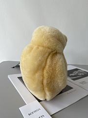 Bottega Veneta Velvet Shearling Bag Teddy In Yellow 680697 Size 27x23x8cm - 6