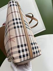 Burberry Reversible London Pale Opal Leather Haymarket Check Size 46x35x30cm - 2
