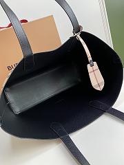 Burberry Reversible London Pale Opal Leather Haymarket In Black Check Size 46x35x30cm - 3