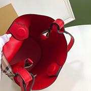 Burberry Hobo Haymarket In Red Size 18.5x15x23.5cm - 5
