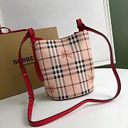 Burberry Hobo Haymarket In Red Size 18.5x15x23.5cm - 4