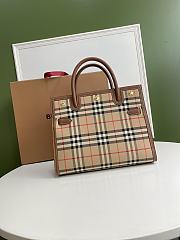 Burberry Mini Leather Two-handle Title Bag Size 32x15x25cm - 5