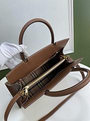 Burberry Mini Leather Two-handle Title Bag Size 32x15x25cm - 4