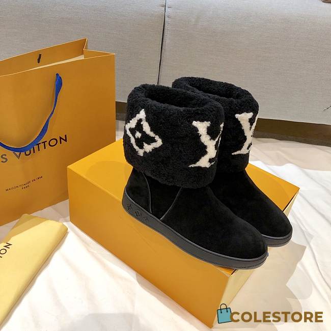 Louis Vuitton Boots In Black - 1