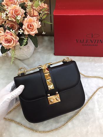 Valentino Garavani Rockstud Shoulder Bag In Black 26cm