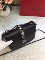 Valentino Garavani Metal Rockstud Shoulder Bag 26cm - 2