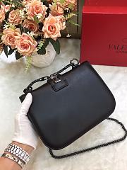 Valentino Garavani Metal Rockstud Shoulder Bag 26cm - 6