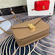 Celine Pre-Owned 2020s C Charm Shoulder Bag 370348 Size 21.5x15x7 cm - 5