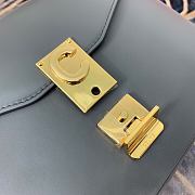Celine Pre-Owned 2020s C Charm Shoulder Bag In Grey 370348 Size 21.5x15x7 cm - 6