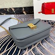 Celine Pre-Owned 2020s C Charm Shoulder Bag In Grey 370348 Size 21.5x15x7 cm - 3