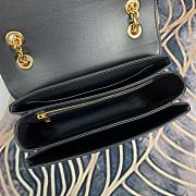 Celine Pre-Owned 2020s C Charm Shoulder Bag In Black 370348 Size 21.5x15x7 cm - 6