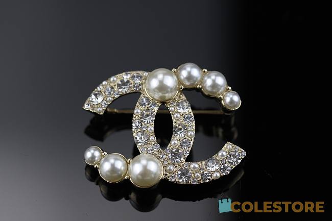 Chanel Brooch Double C - 1