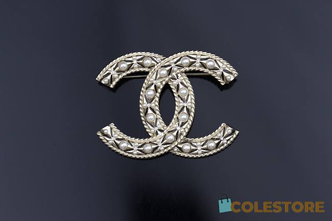 Chanel Brooch Double C Pearl - 1