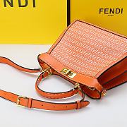 Fendi Peekaboo ISEEU Medium Bag In Orange  - 3