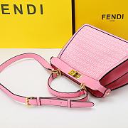 Fendi Peekaboo ISEEU Medium Bag In Pink  - 5