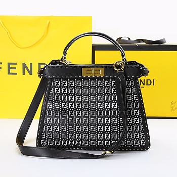 Fendi Peekaboo ISEEU Medium Bag In Black 