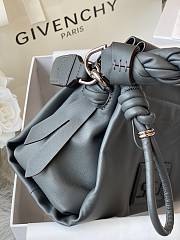 Givechy Medium  ID93 Shoulder Bag BB50E - 5