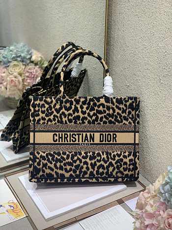 Dior Book-Tote Maria Grazia Chiuri Yellow 