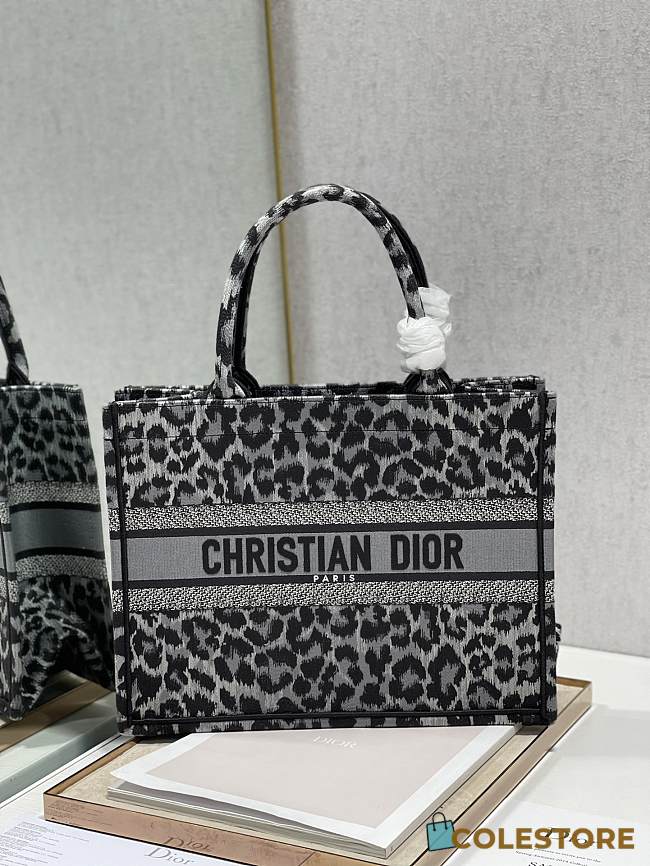 Dior Book Tote Grey Multicolor Mizza Embroidered Size 36x28cm - 1