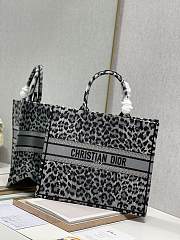 Dior Book Tote Grey Multicolor Mizza Embroidered Size 41cm - 6
