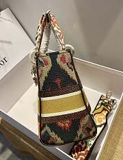 Dior Medium Lady D-lite Multi Yellow Embroidery Size 24cm  - 2