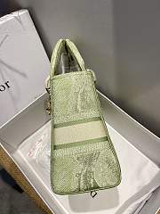 Dior Medium Lady D-lite Green Tiger Embroidery Size 24cm - 5