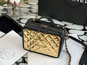 Chanel Vanity Case Sheepskin With Gold AS2900  14.5x18.5x7.5cm - 3