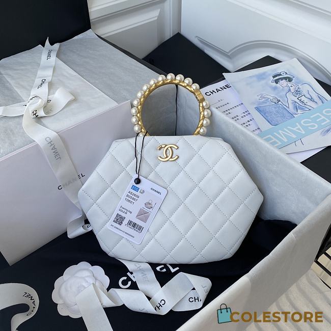 Chanel Clutch Sheepskin Artificial Pearl AS2609  - 1