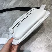 Colestore Balenciaga Crossbody Bag In White - 4