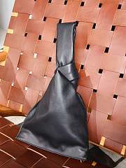 Bottega Veneta Twist Clutch 607964 - 1