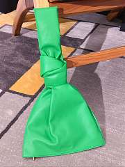 Bottega Veneta Twist Clutch In Green 607964 - 4
