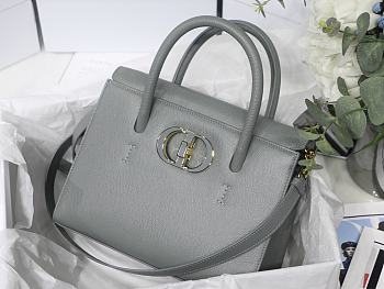 Dior Honoré Handbag M8012 