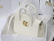 Dior Honoré Handbag In White M8012 - 5