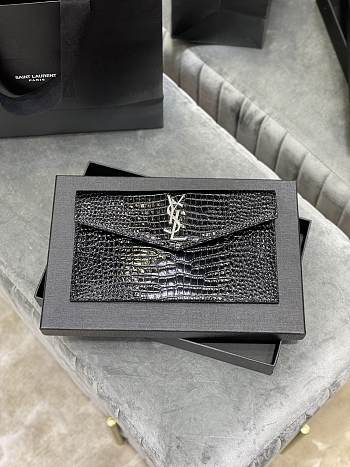 YSL Monogram Clutch In Cro Leather 565739 Size 27×16×2cm
