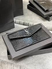 YSL Monogram Clutch In Cro Leather 565739 Size 27×16×2cm - 6