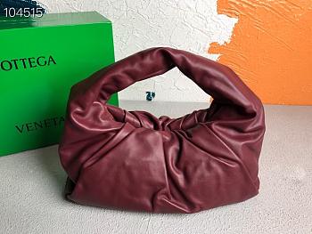 Bottega Veneta The Shoulder Pouch In Wine 61052 