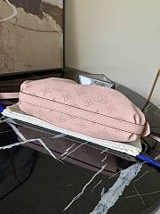 Louis Vuitton Scarla Mahina In Pink M80093  - 3